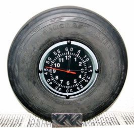 Standuhr Flugzeugreifen - Goodyear Aircraft