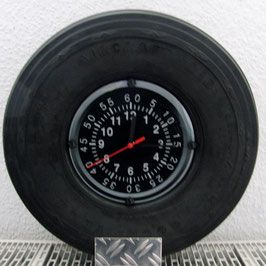 Standuhr Flugzeugreifen - Goodyear Aircraft